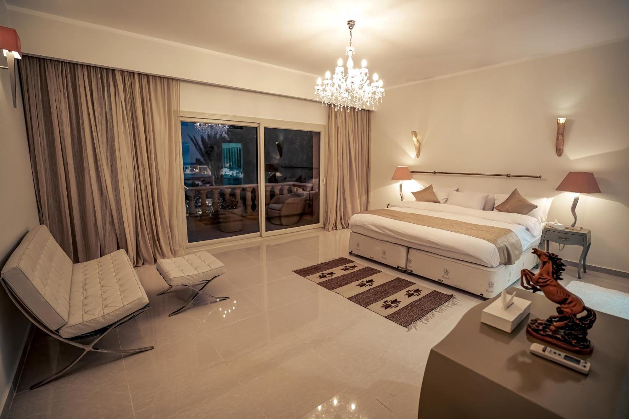 منتجع Caves Adults Only الغردقة